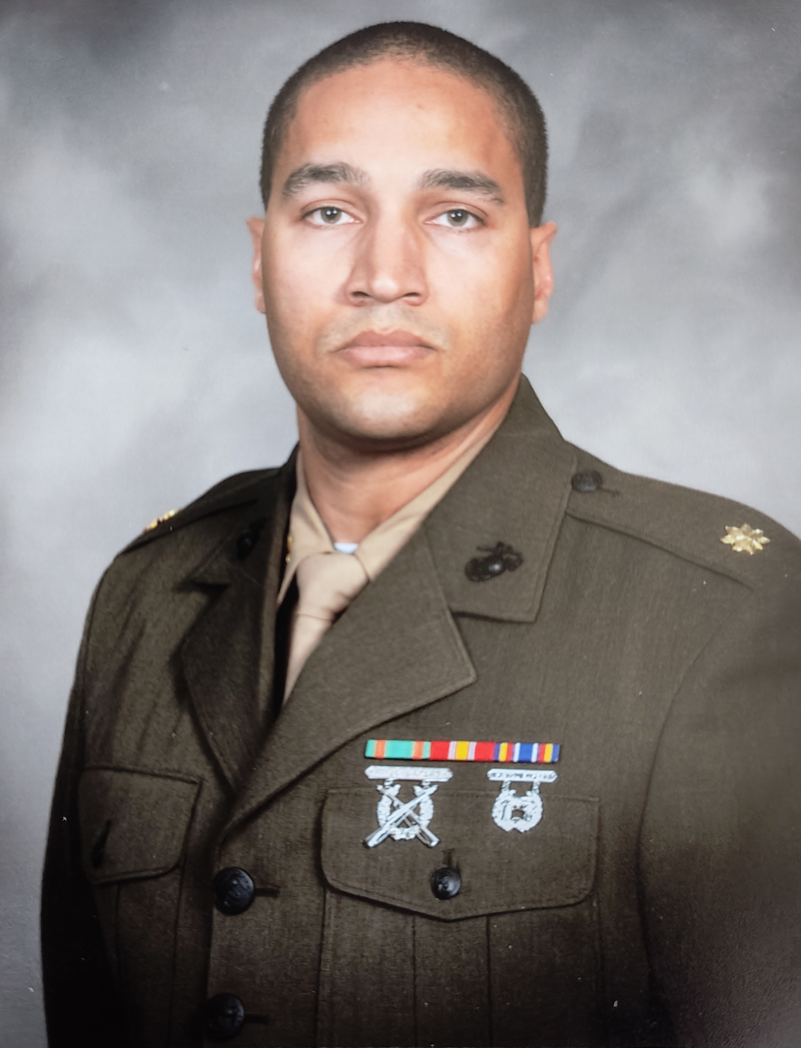 Portrait of Maj Justin A. Crisp