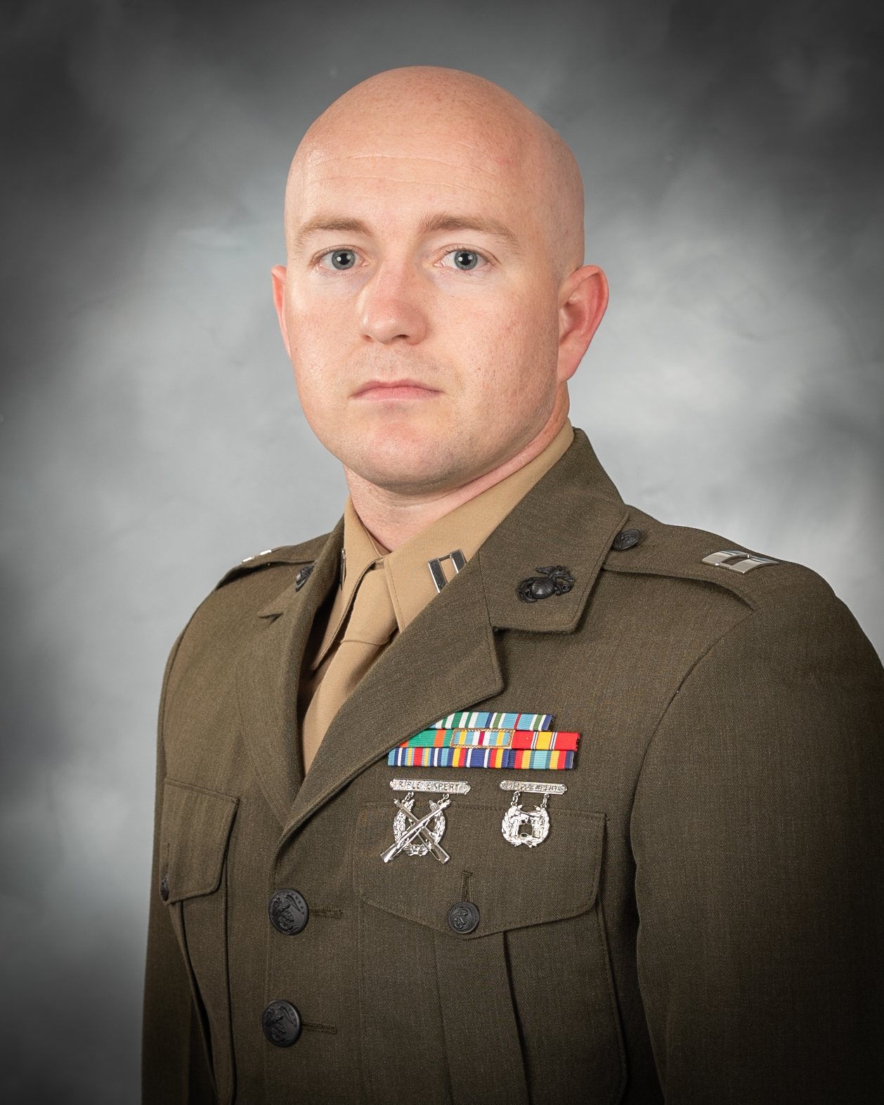 Portrait of Capt David J. Trierweiler