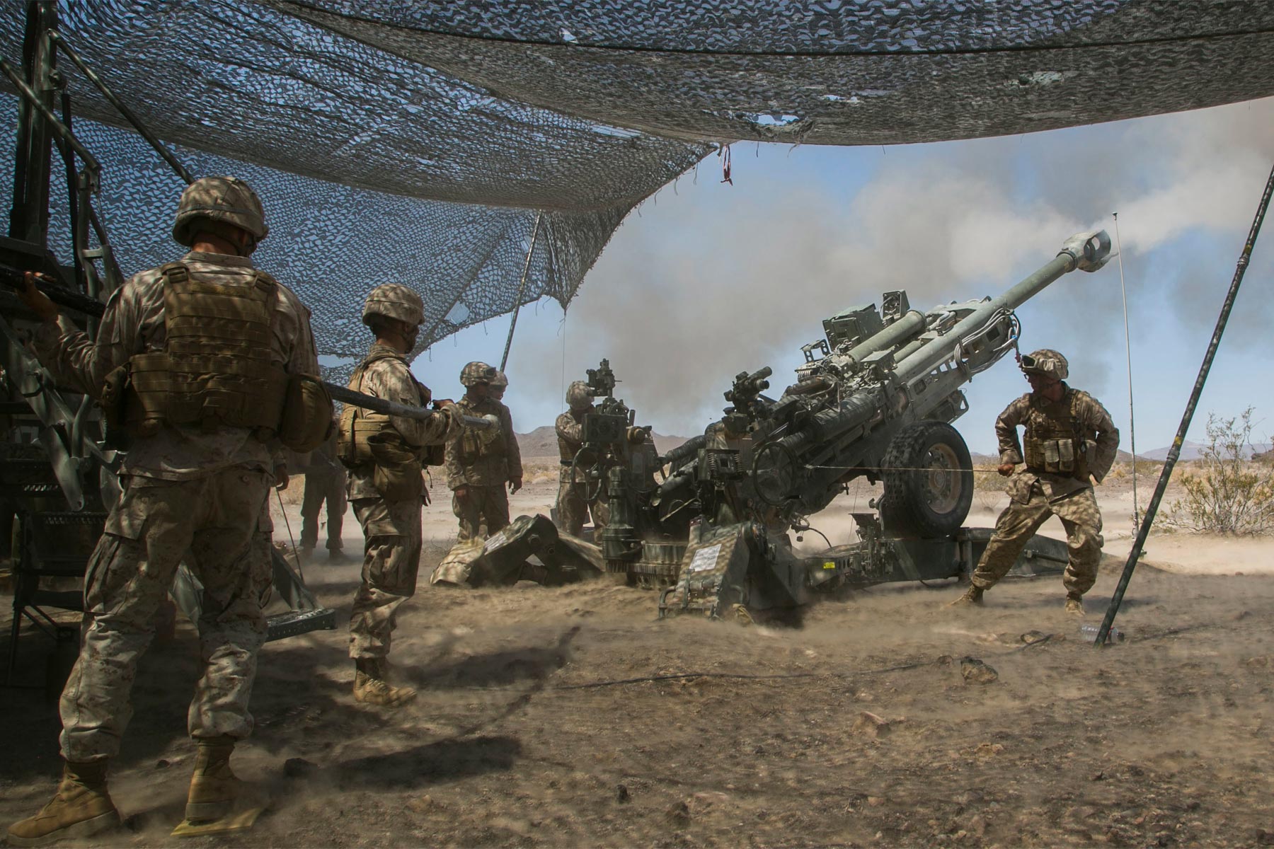 Marine field artillery crew