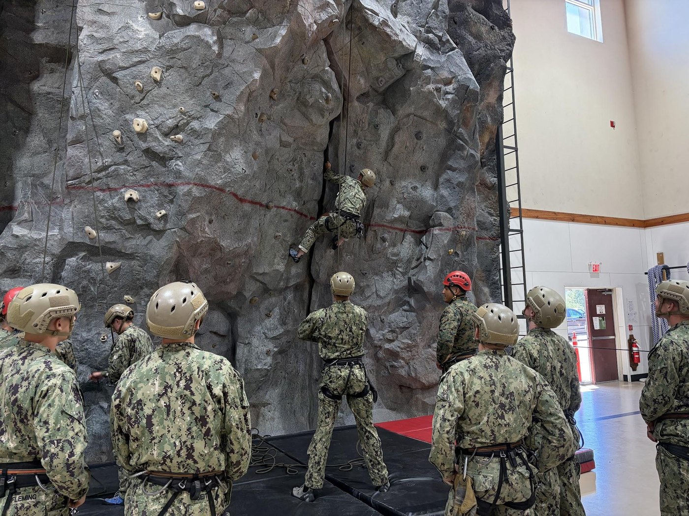 MWTC students train on technical climbing skills