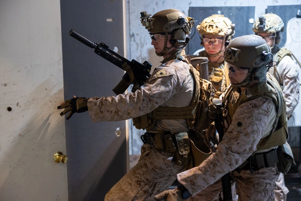 Marine Secfor — Marine SECFOR summer training