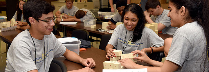 Image for USNA STEM Hosts Engineering Design Camp